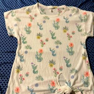 Cute cactus too with tie on bottom